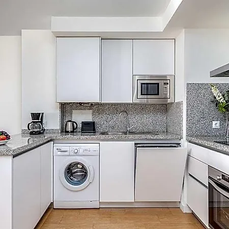 Appartement Couples Getaway In By Costarentals