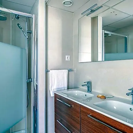 Couples Getaway In By Costarentals Appartement